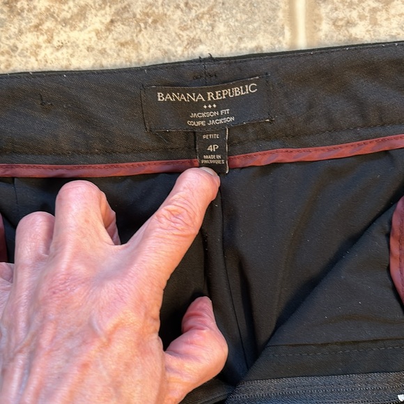 Women’s Banana Republic black dress pants. - Picture 3 of 4